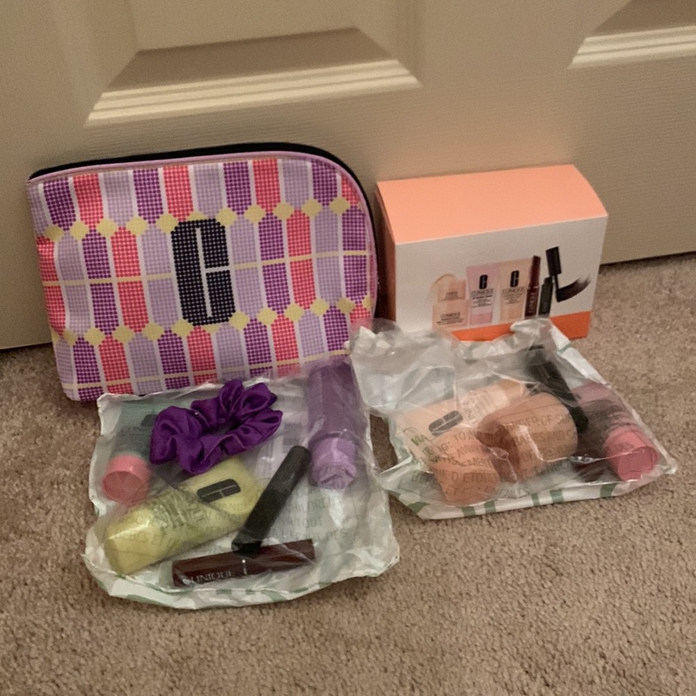 Lot of 2 Clinique Promo Bags with Makeup
